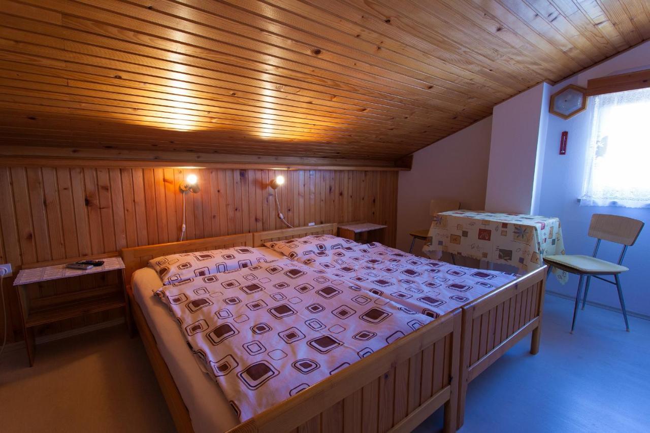 Apartments Ljerka Malinska Extérieur photo