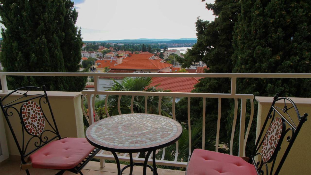 Apartments Ljerka Malinska Extérieur photo