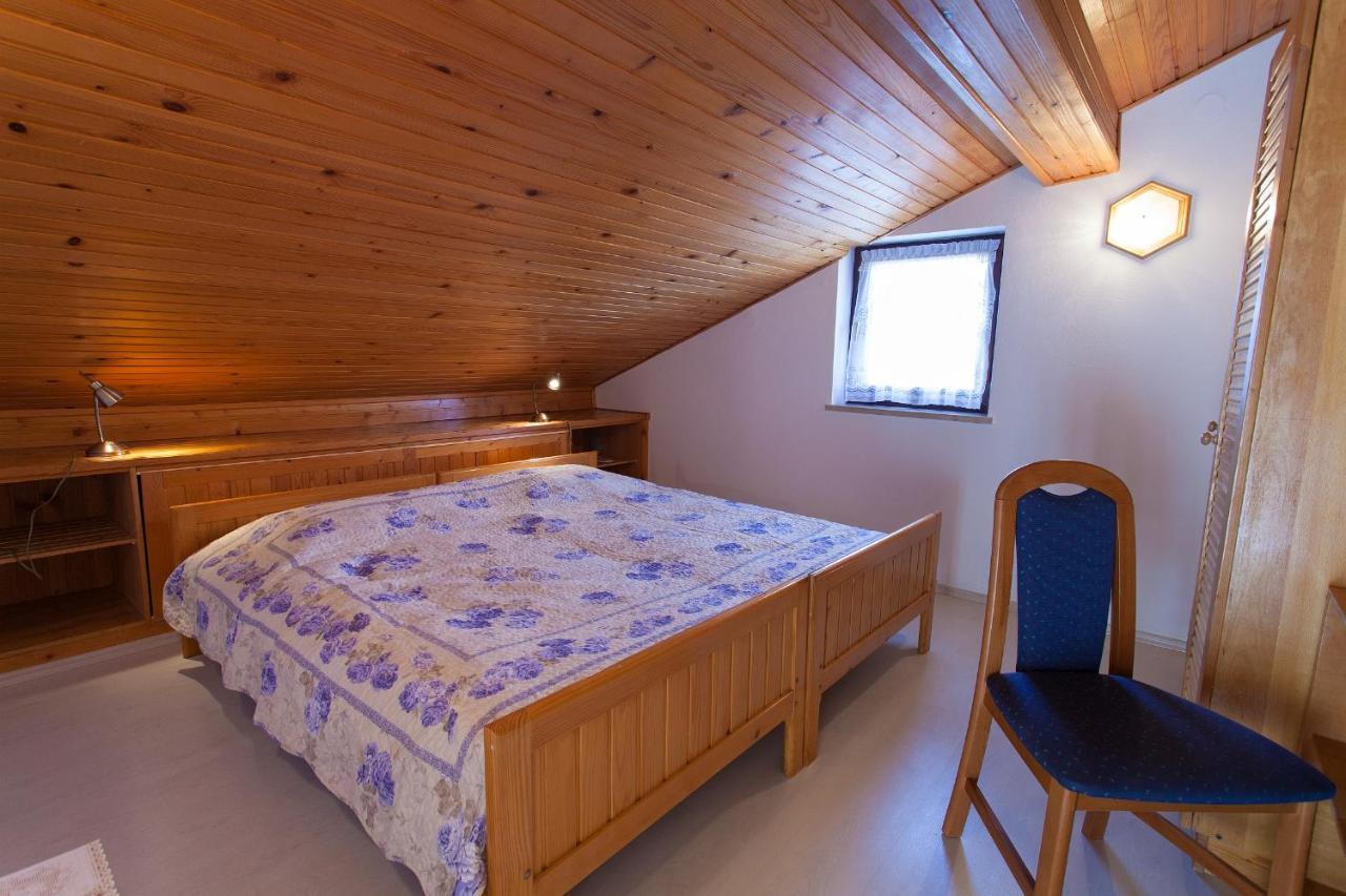 Apartments Ljerka Malinska Extérieur photo