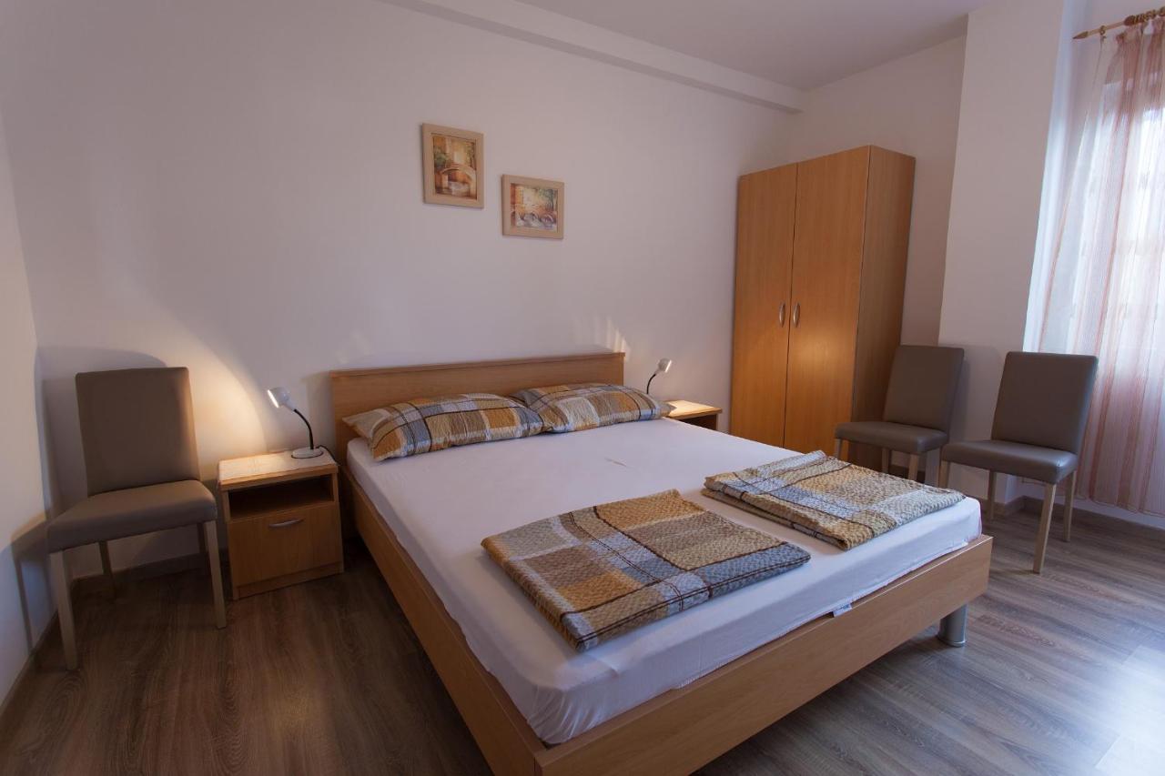 Apartments Ljerka Malinska Extérieur photo